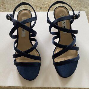 Brand New Nina Genaya Navy Sandals Size 5